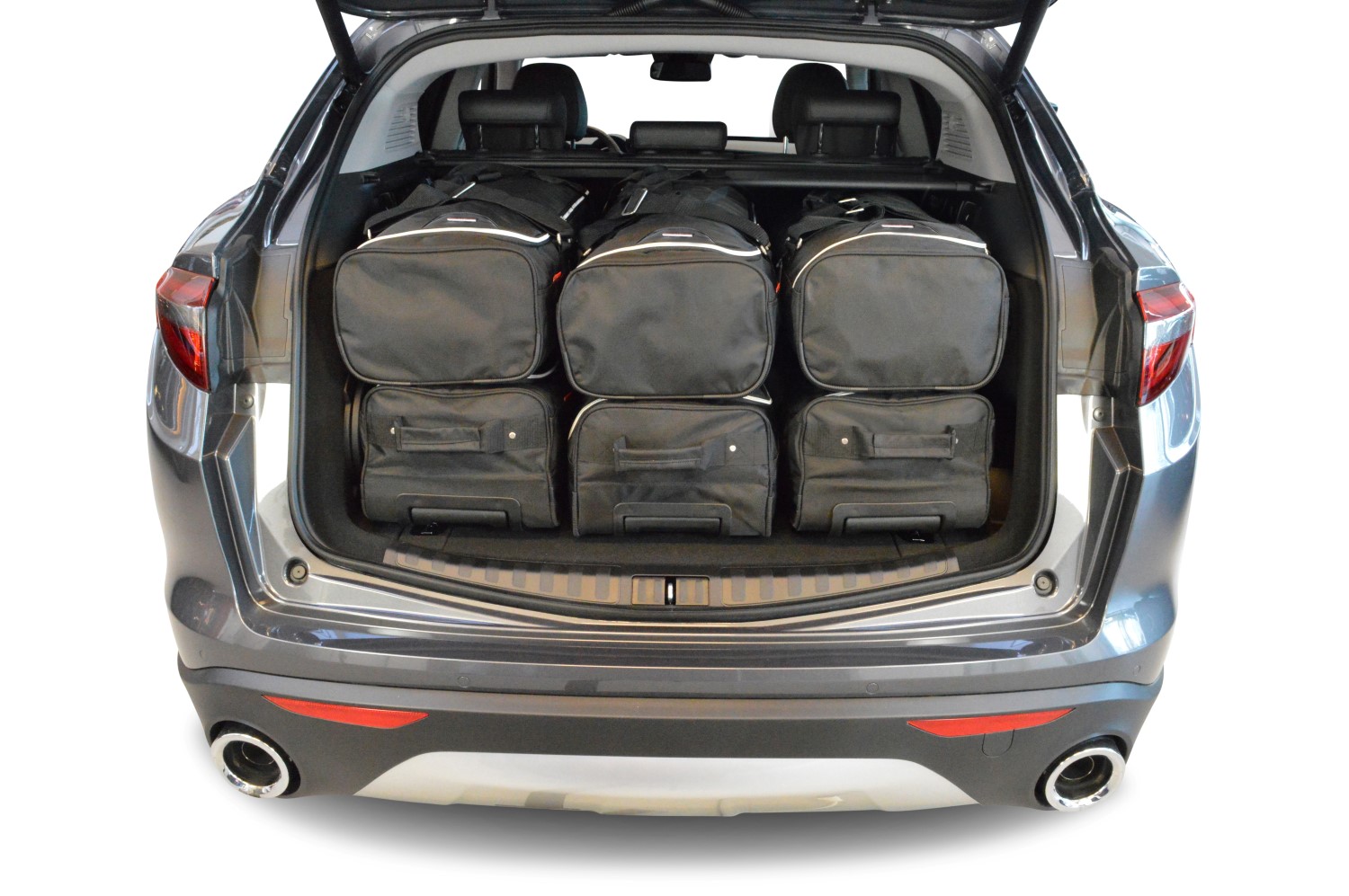 a10202s alfa romeo stelvio 2016 car bags 43