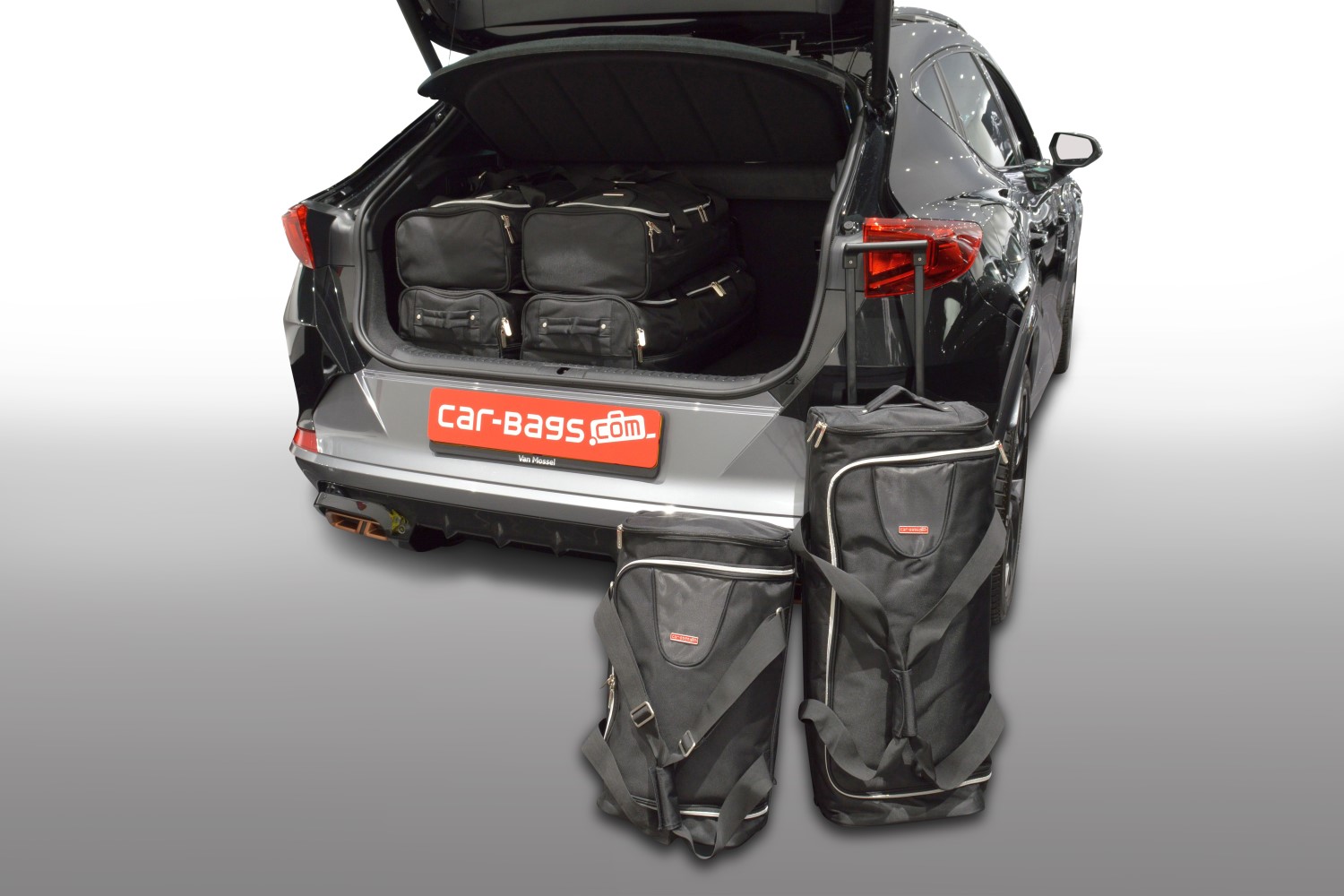 https://www.car-bags.com/images/stories/virtuemart/product/c30401s-cupra-formentor-2020-car-bags-1.jpg