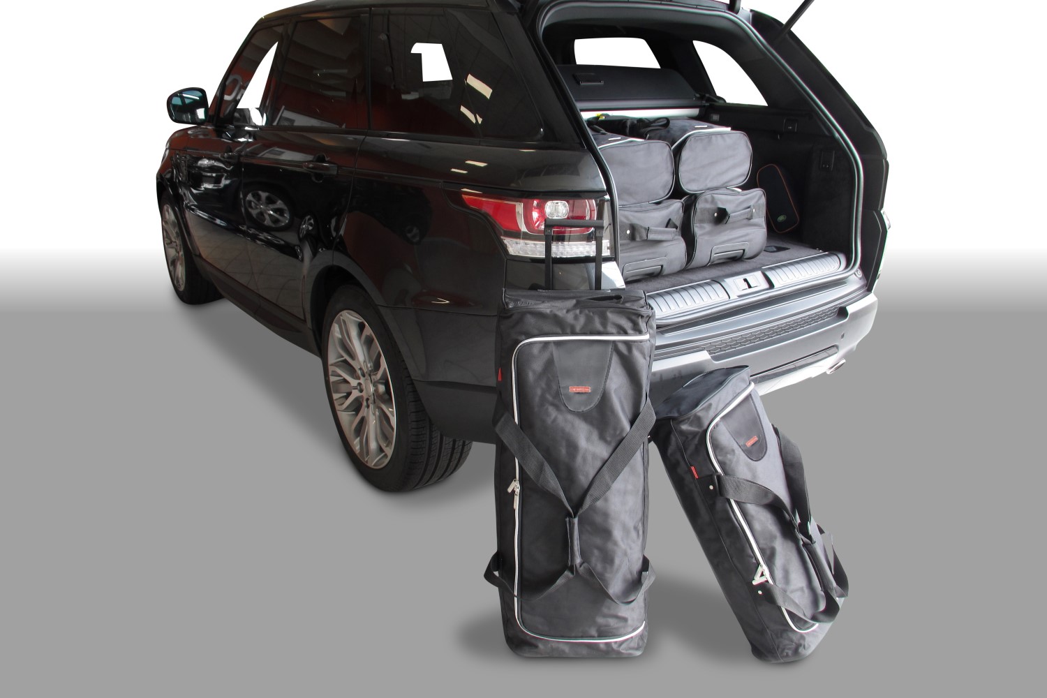 https://www.car-bags.com/images/stories/virtuemart/product/l10501s-range-rover-sport-14-car-bags-1.jpg
