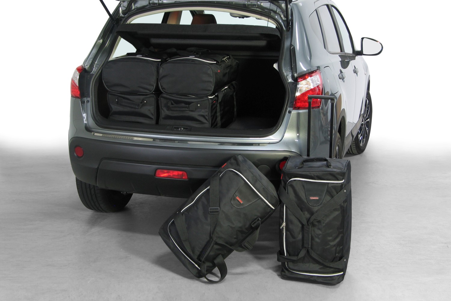Travel bags Nissan Qashqai (J10)