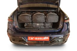 Travel bag set suitable for BMW i7 (G70) 2022-present 4-door saloon (4)