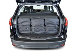 f10301s-ford-focus-wagon-11-car-bags-4.jpg