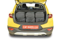 Kia Stonic (YB) (adjustable boot floor in highest position) 2017- Car-Bags.com travel bag set (4)