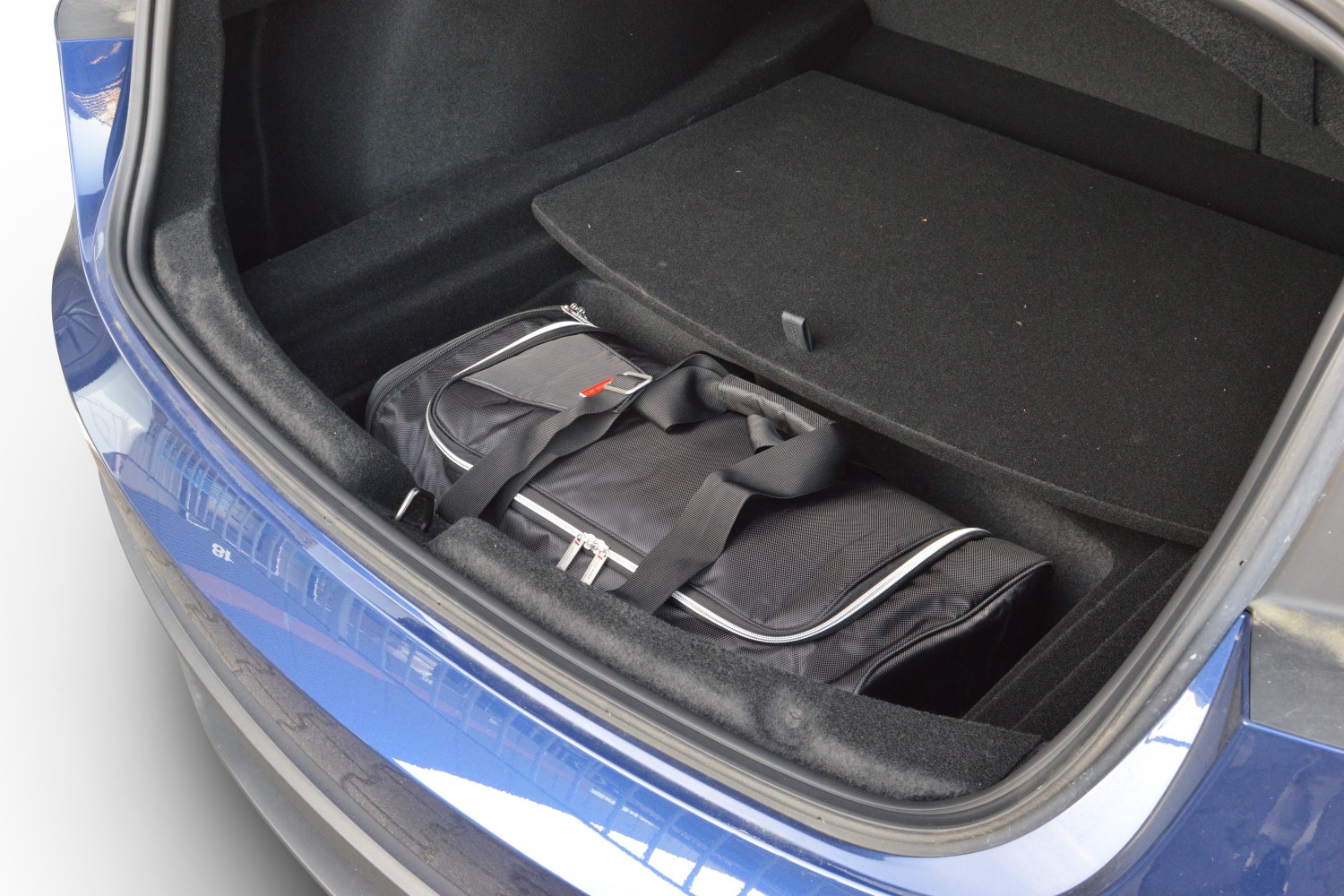 Boot travel bag suitable for Tesla Model 3 2024-present 4-door saloon Original Boot travel bag suitable for Tesla Model 3 2024-present 4-door saloon Original