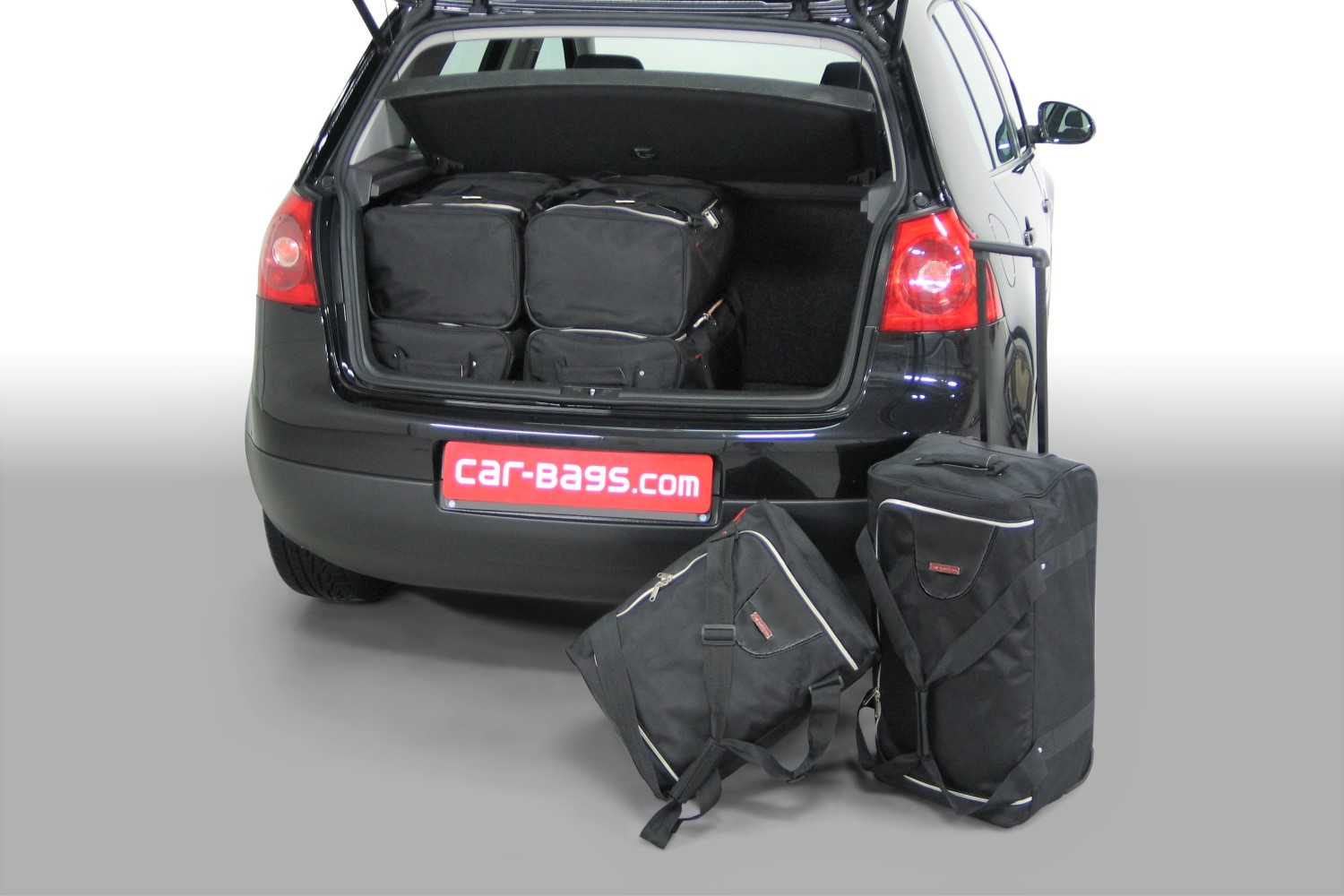 Travel bag set Volkswagen Golf V (1K) 2003-2008 3 & 5-door hatchback